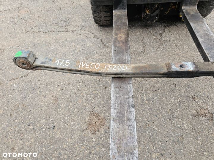RESOR PRZEDNI PRZÓD 2 PIÓRA 7 CM SZEROKOŚĆ 170 CM DŁUGOŚĆ IVECO EUROCARGO FELGI 17,5 - 2