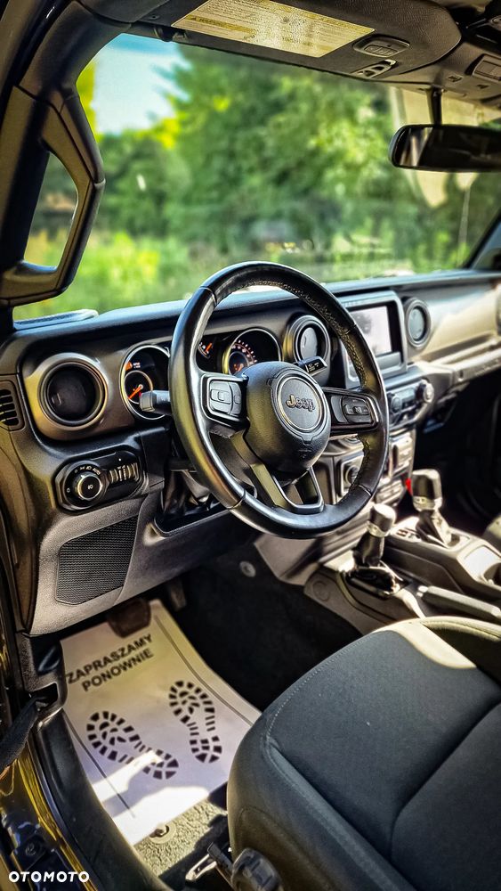Jeep Wrangler - 7