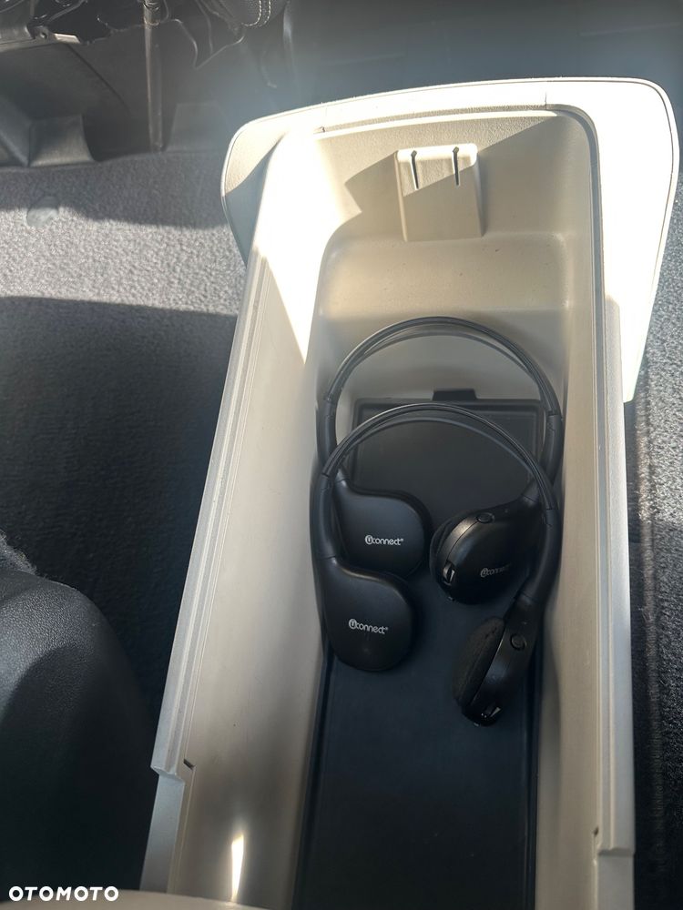 Lancia Voyager 2.8 Multijet 16v Platinum - 37