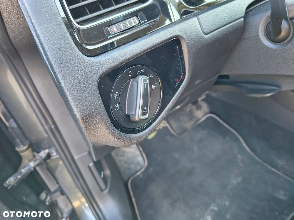 Volkswagen Golf 1.5 TSI BMT Evo Highline - 10