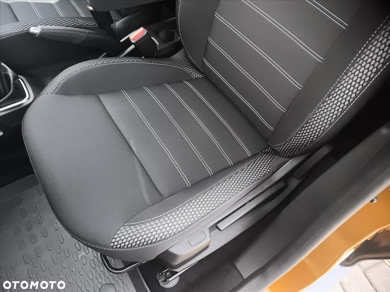 Dacia Duster 1.0 TCe Prestige - 13