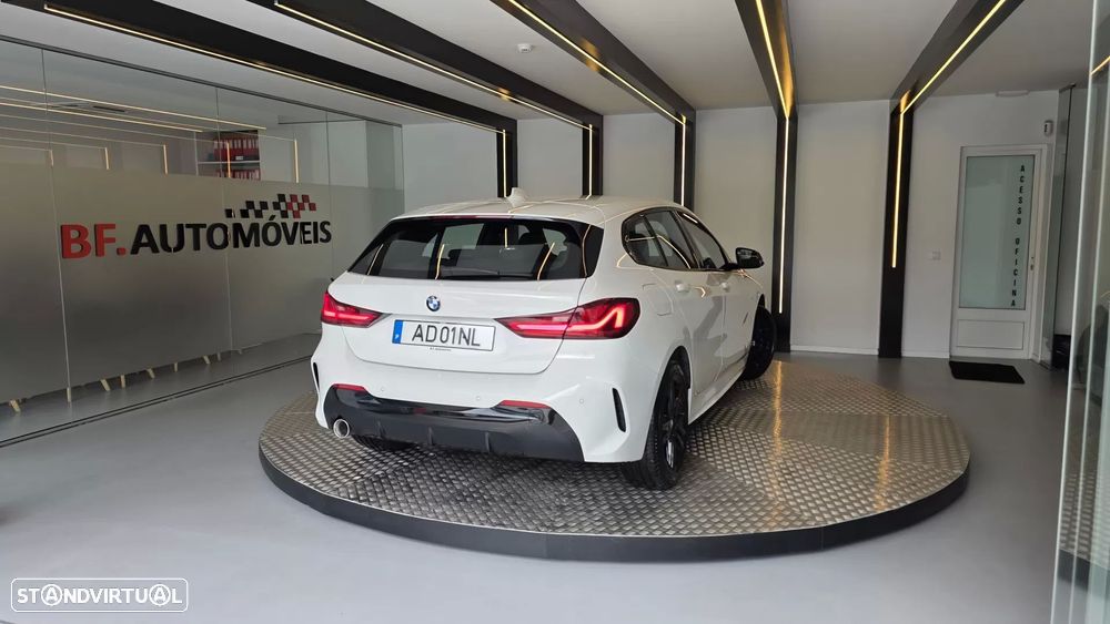 BMW 116 d Pack M - 16