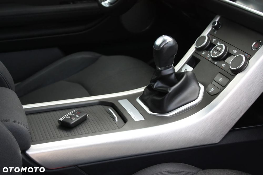 Land Rover Range Rover Evoque TD4 SE Dynamic - 32