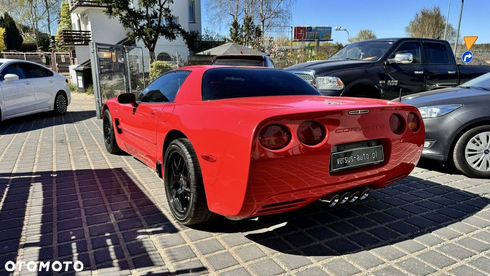 Chevrolet Corvette - 7