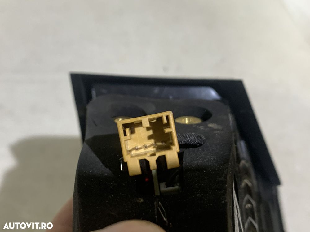 Lampa stop stanga pe hayon, Skoda Enyaq, 2021, 2022, 2023, 2024, cod origine OE 5LG945307B. - 3