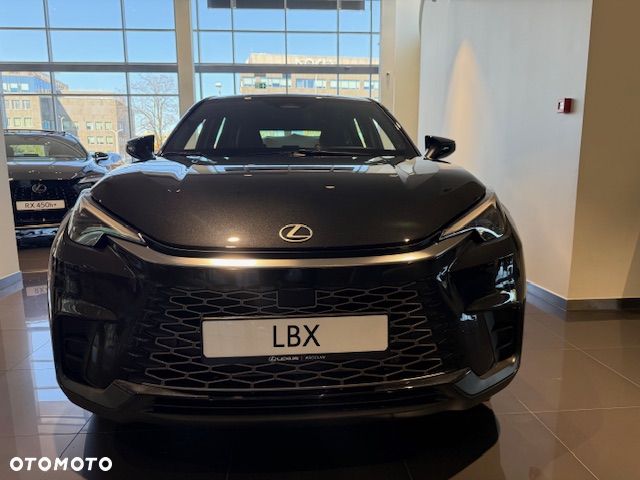 Lexus LBX 1.5 Hybrid - 6