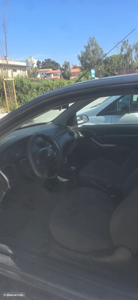 Ford Focus 1.8 TDCi Trend - 4