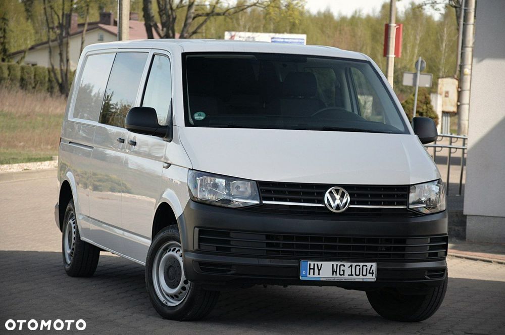 Volkswagen Transporter - 1