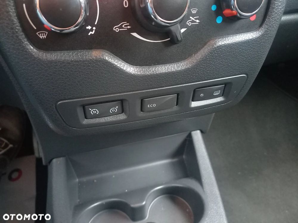 Dacia Dokker TCe 115 Stepway Celebration - 29