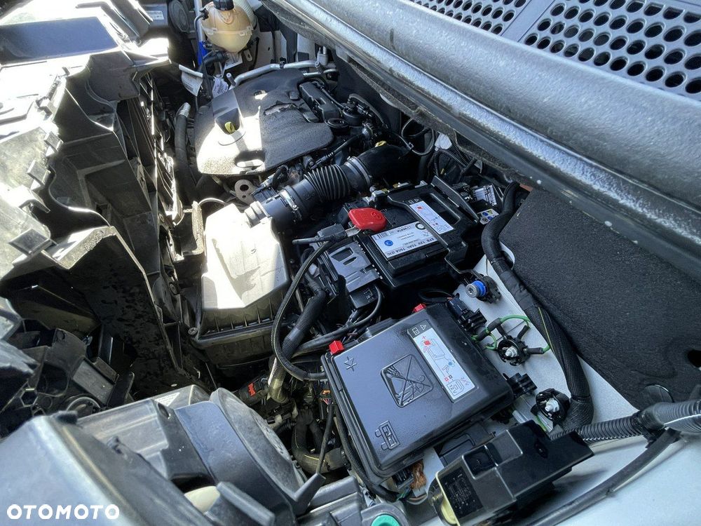 Toyota Proace Verso 2,0-l-D-4D L2 (8-Si.) Autm Family Comfort - 16