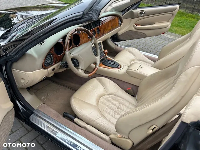 Jaguar XK8 4.0 - 6