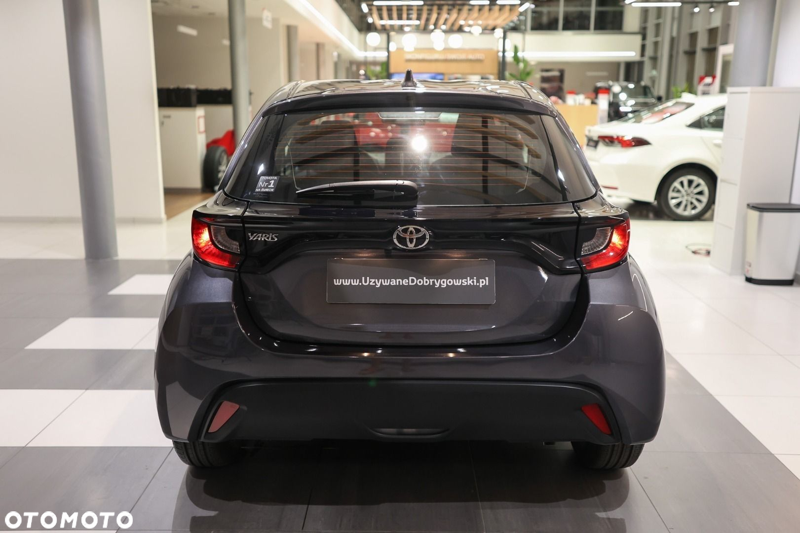 Toyota Yaris - 5