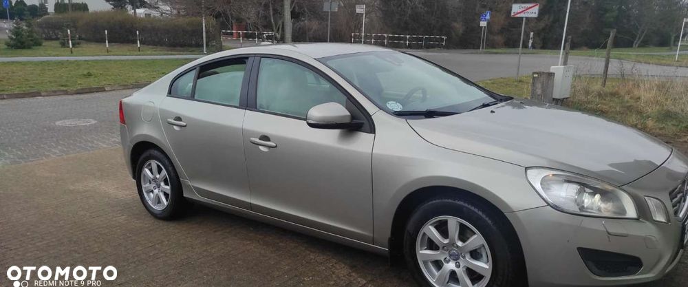 Volvo S60 - 12