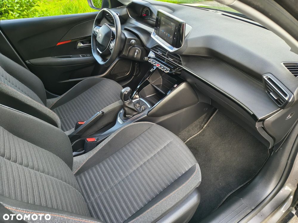 Peugeot 208 1.2 PureTech Allure S&S - 5