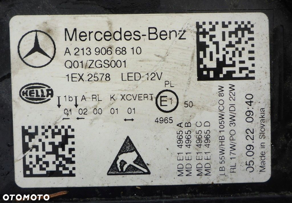 Mercedes W213 Reflektor Prawy A2139066810 - 10