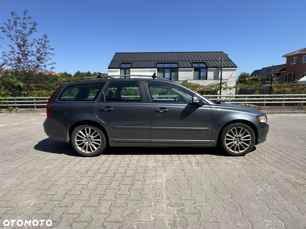 Volvo V50 D2 Kinetic - 10