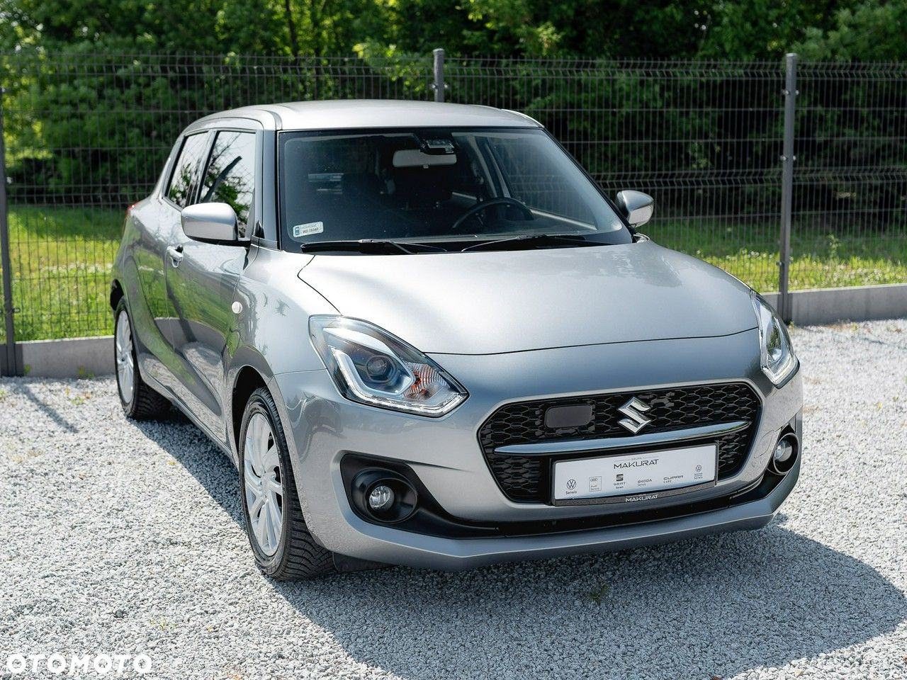 Suzuki Swift - 4