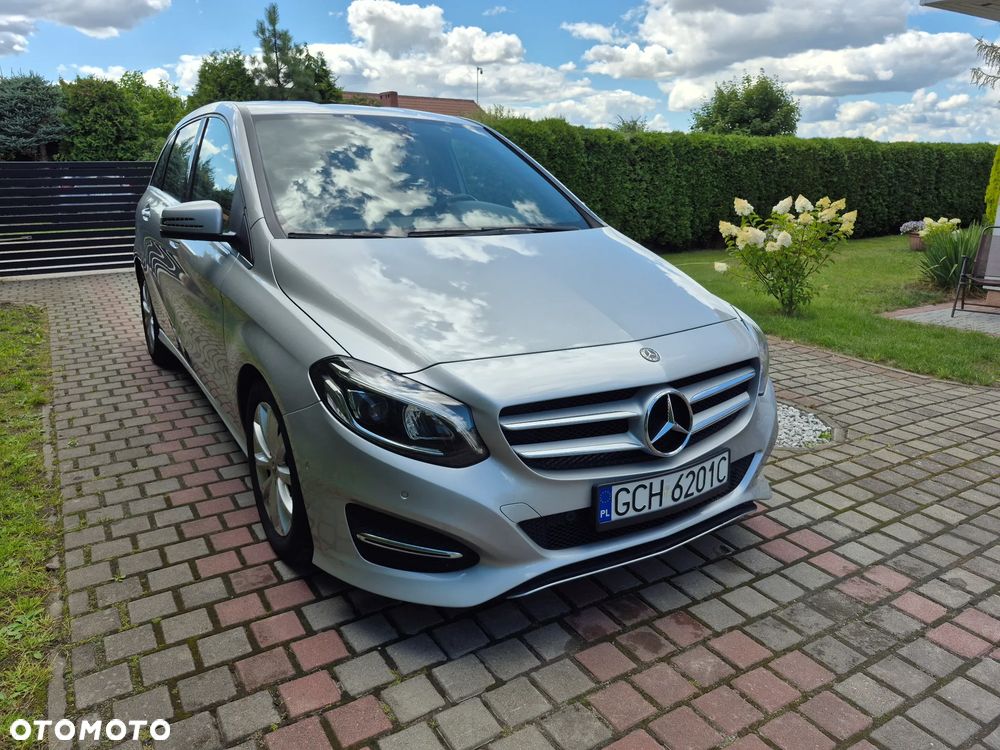 Mercedes-Benz Klasa B 180 7G-DCT UrbanStyle Edition - 14