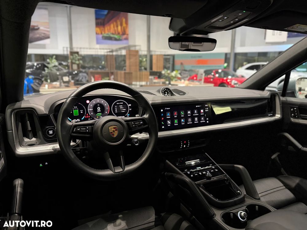 Porsche Cayenne - 30