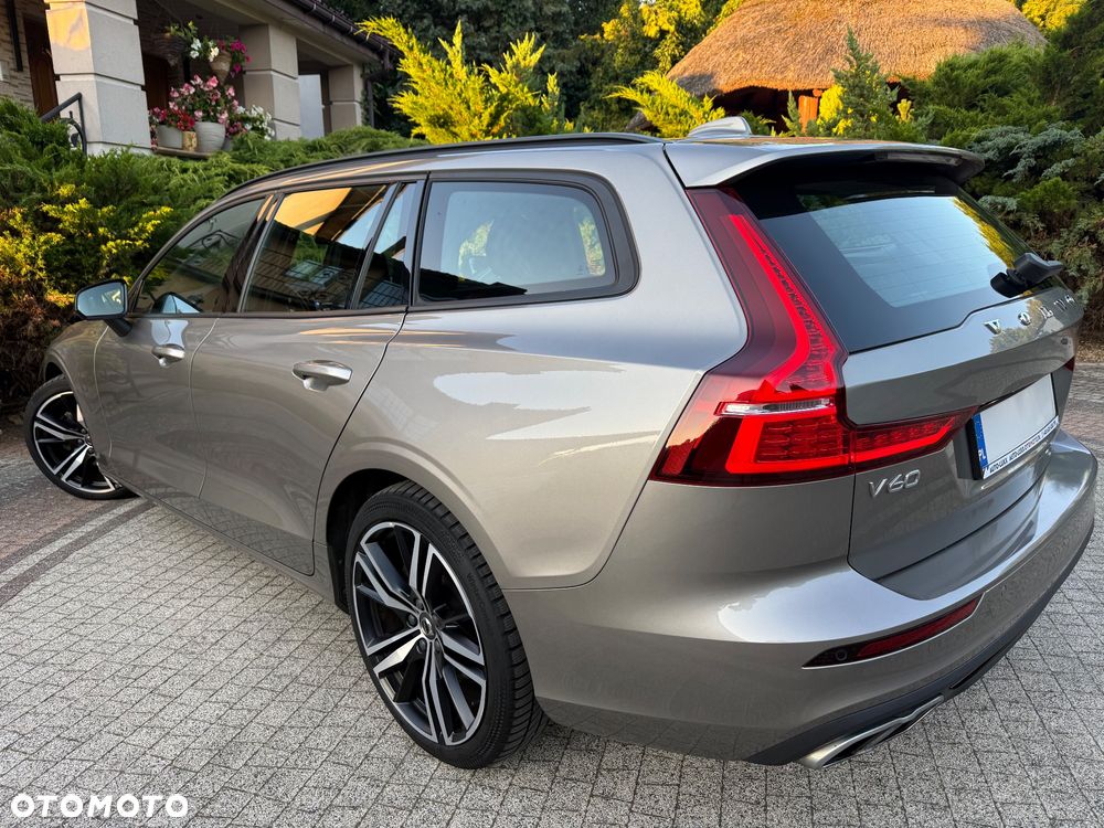 Volvo V60 B3 B DKG Momentum Pro - 5