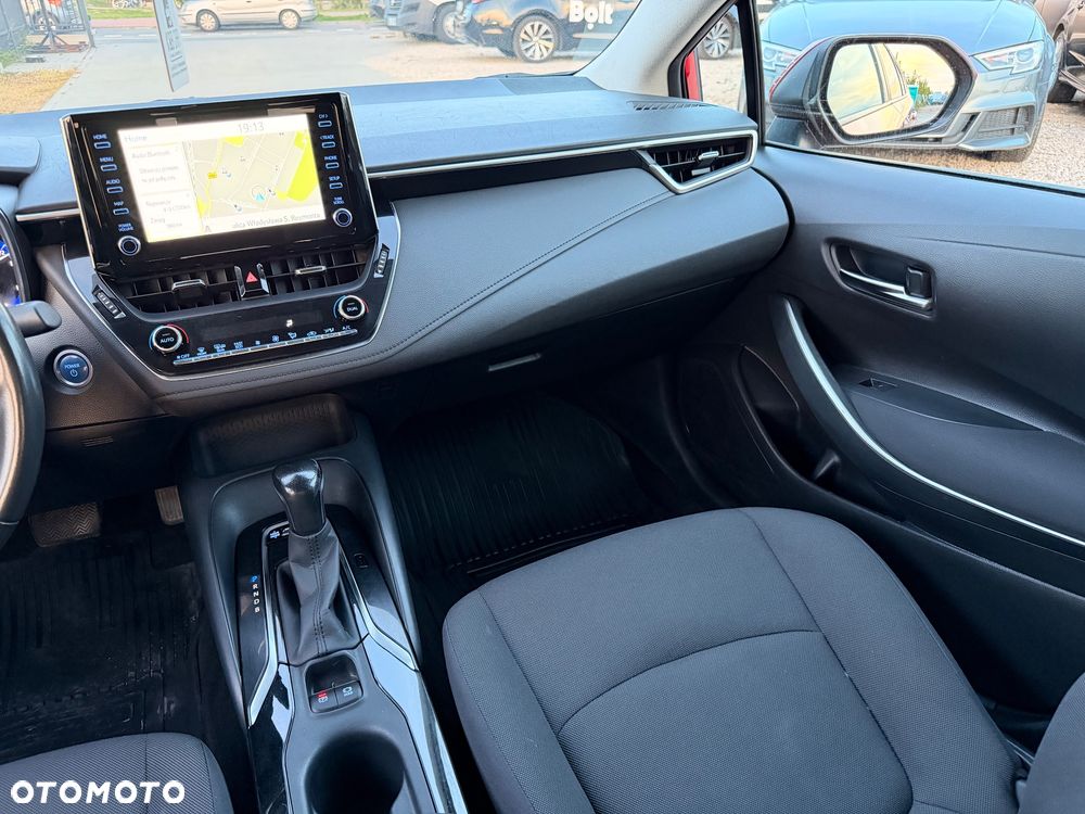 Toyota Corolla 1.8 Hybrid Club - 32