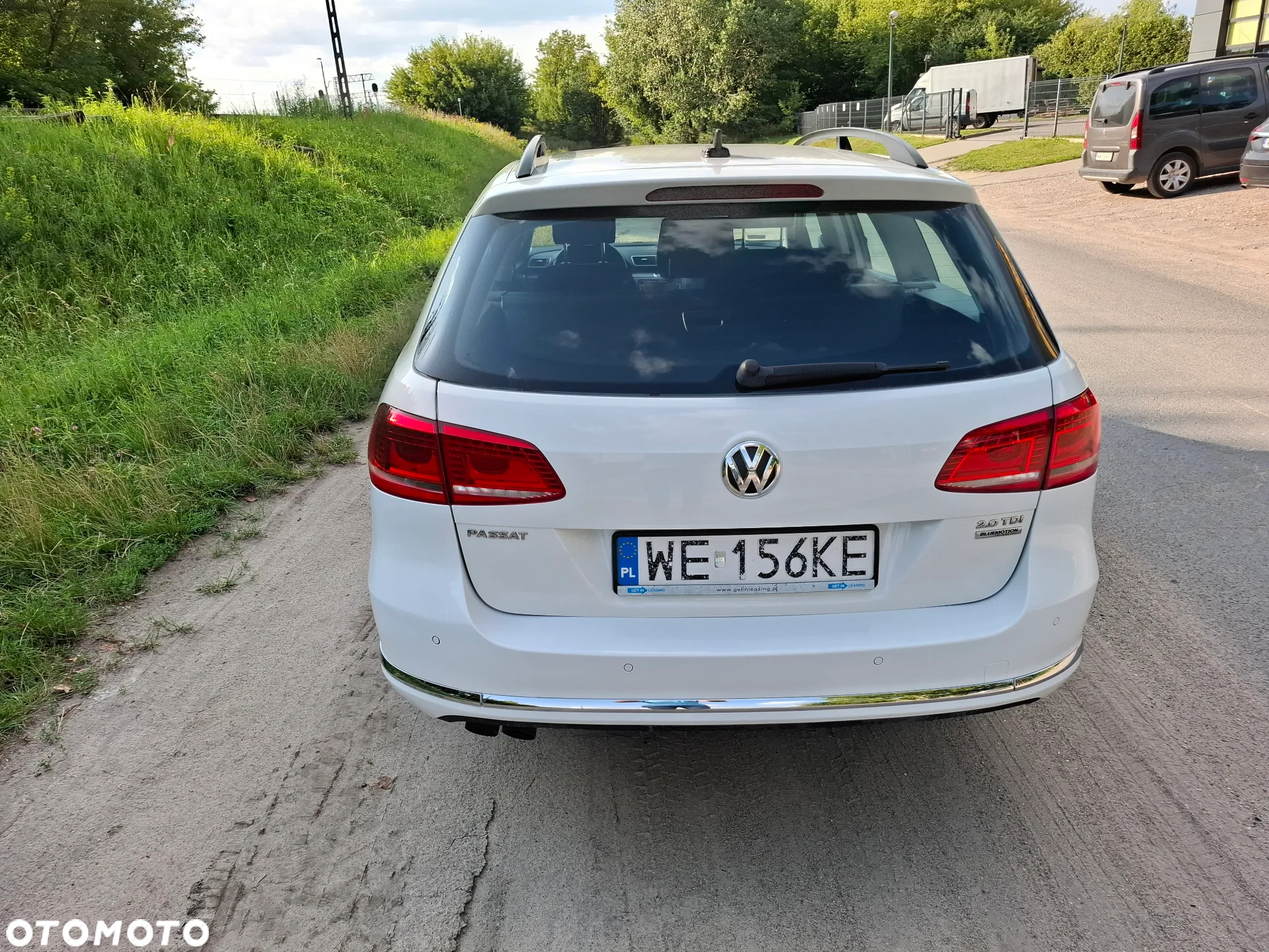 Volkswagen Passat 2.0 TDI Comfortline - 6