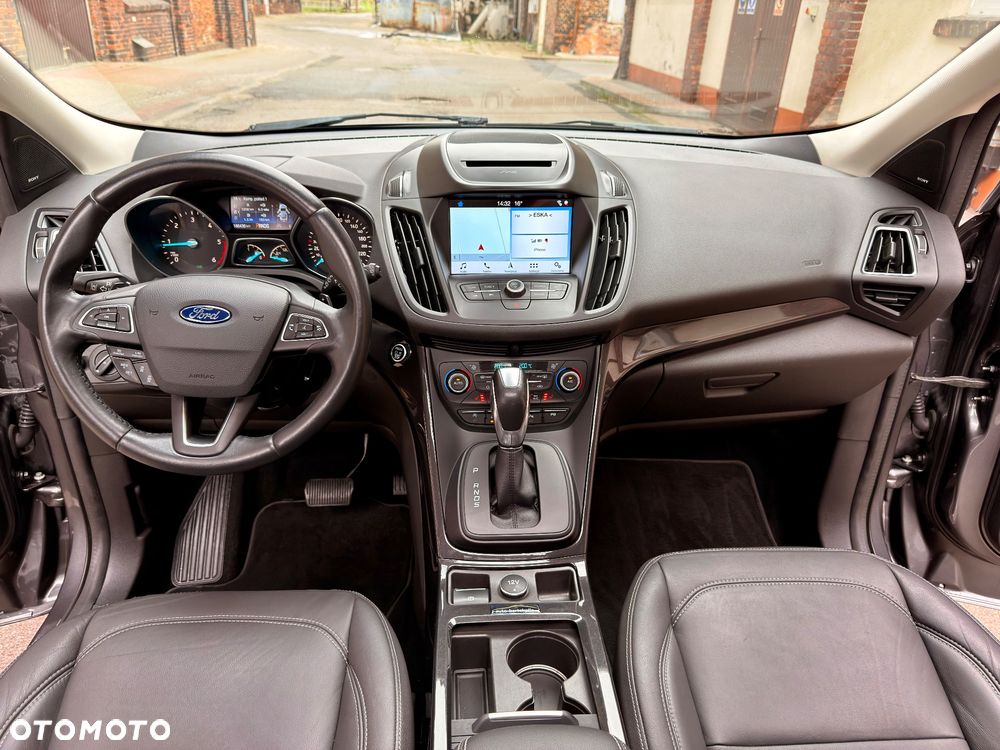 Ford Kuga 2.0 TDCi 4x4 Titanium - 23