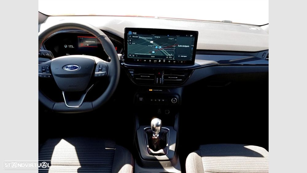 Ford Focus 1.0 EcoBoost MHEV ST-Line X - 19