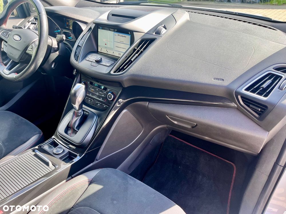 Ford Kuga 1.5 EcoBoost 4x4 ST-Line - 17