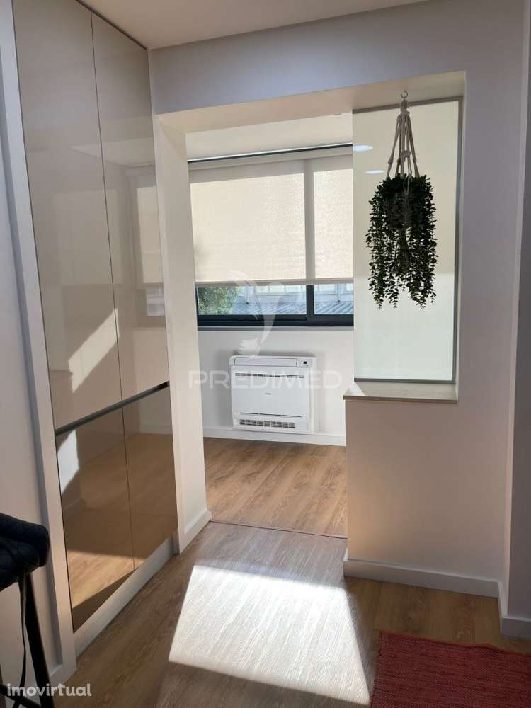 Apartamento T3 Mobilado , no Centro de V.N.Gaia, junto ao Metro - Grande imagem: 2/16