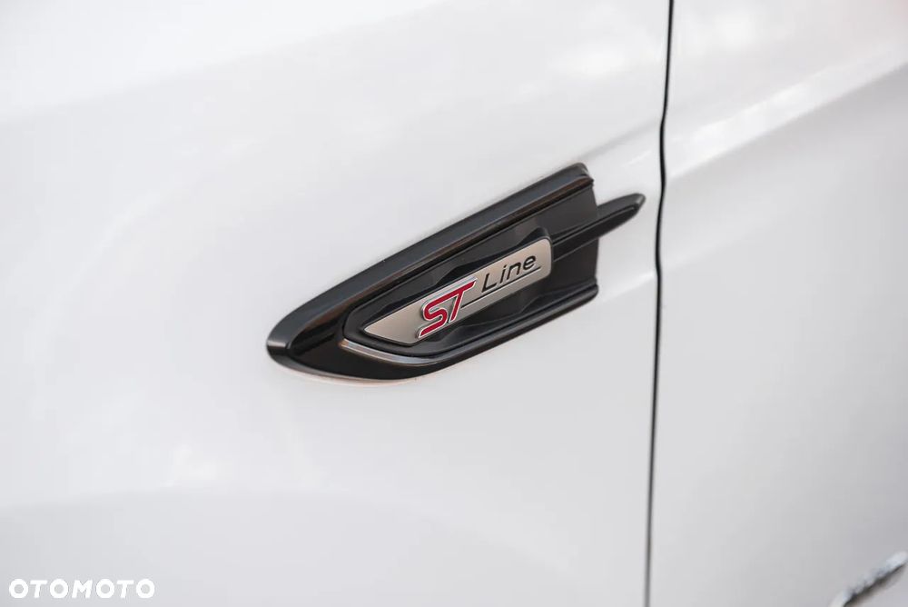 Ford Kuga 2.0 TDCi AWD ST-Line - 37