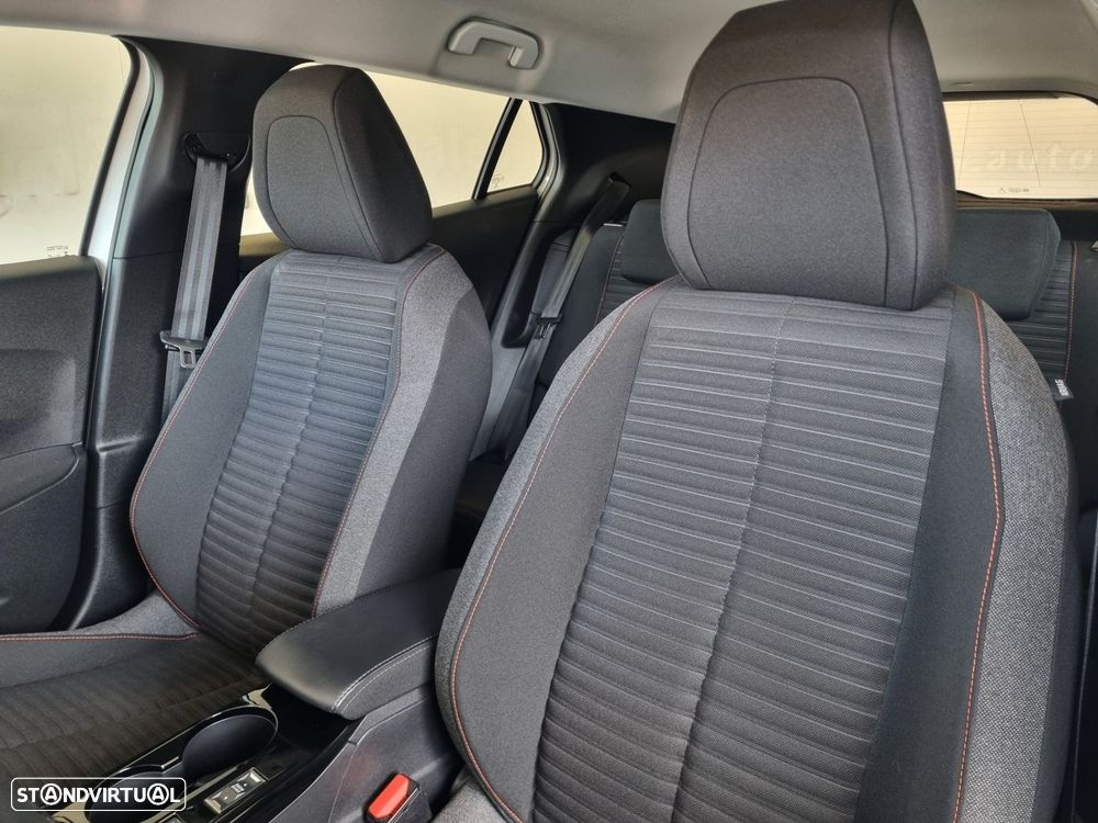 Peugeot e-2008 50 kWh Active - 8
