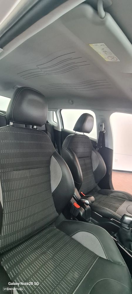 Peugeot 2008 BlueHDi 100 STOP & START Allure - 34