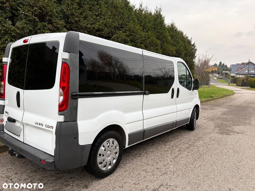 Opel Vivaro L2H1 2.9t - 3