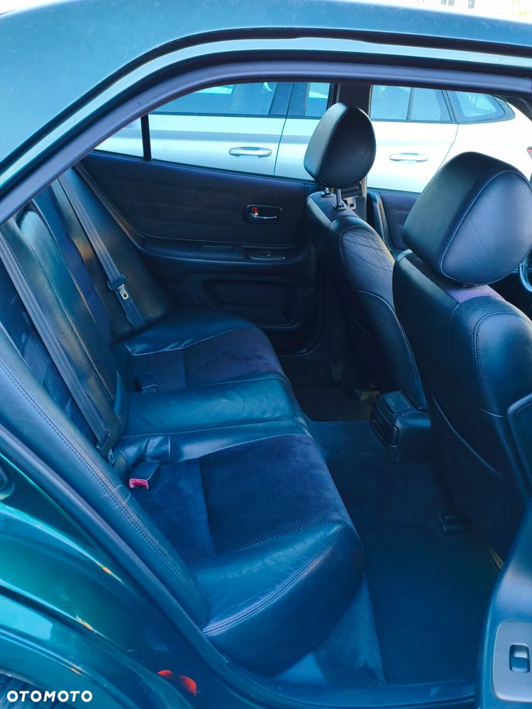 Lexus IS 200 Elegance - 12