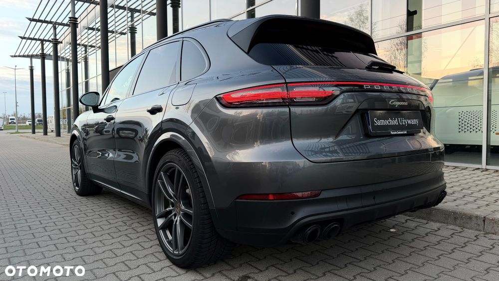 Porsche Cayenne Platinum Edition - 33