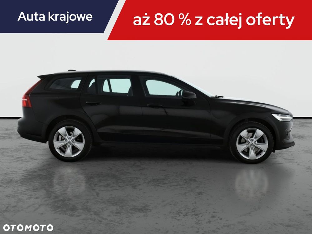 Volvo V60 Cross Country - 8