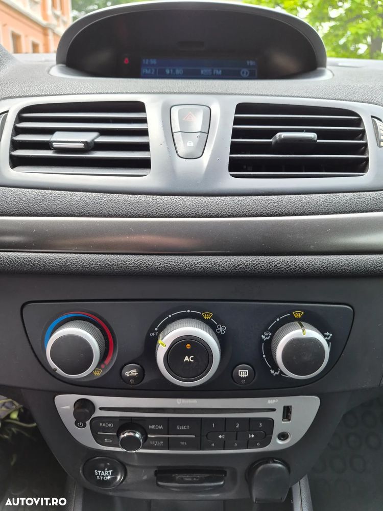 Renault Megane ENERGY dCi 110 Start & Stop LIMITED - 3