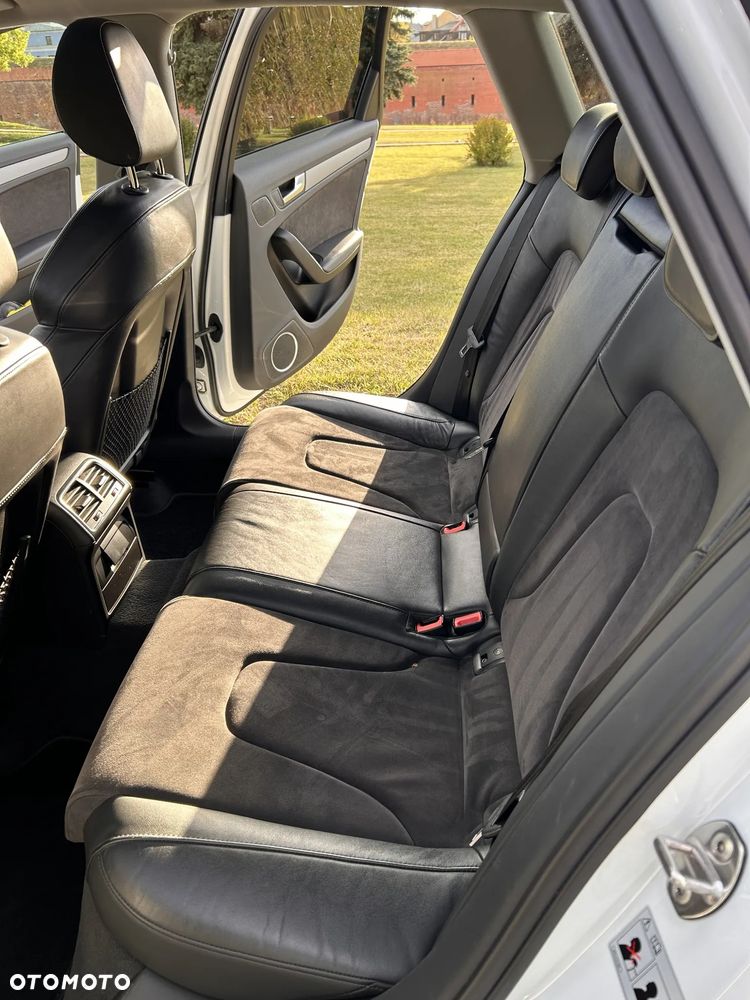 Audi A4 Avant 2.0 TDI - 17
