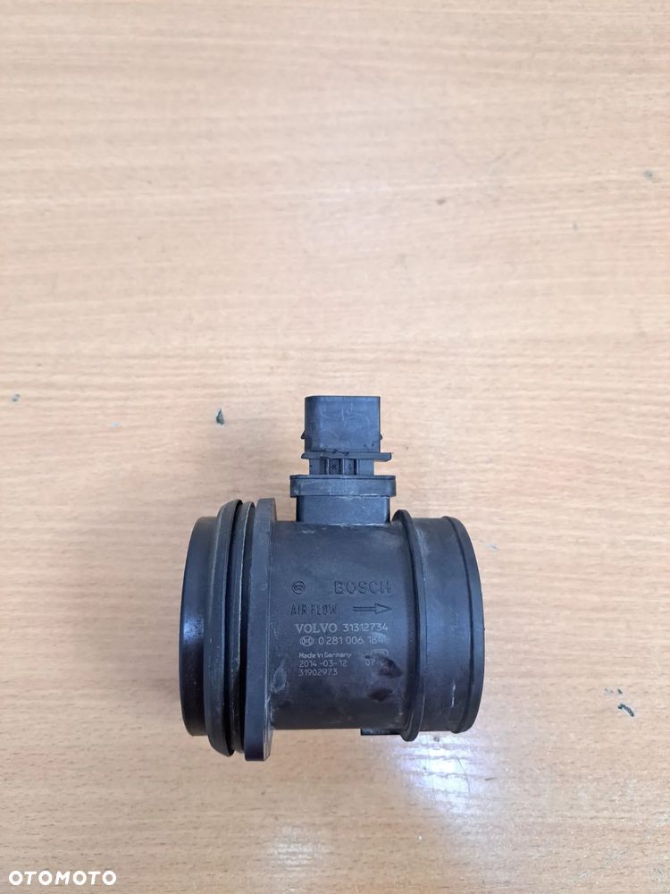 PRZEPŁYWOMIERZ POWIETRZA VOLVO XC90 2.4 31312734
