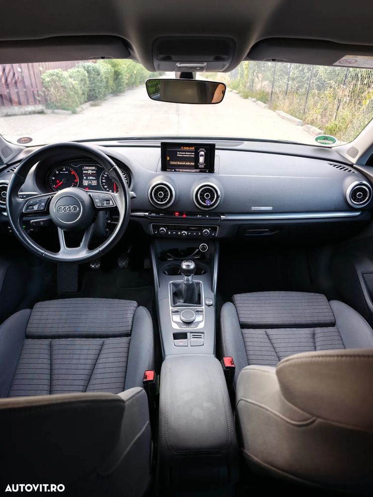 Audi A3 1.6 TDI (clean diesel) S line Sportpaket - 8
