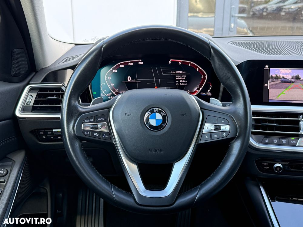 BMW Seria 3 320d Aut. - 9