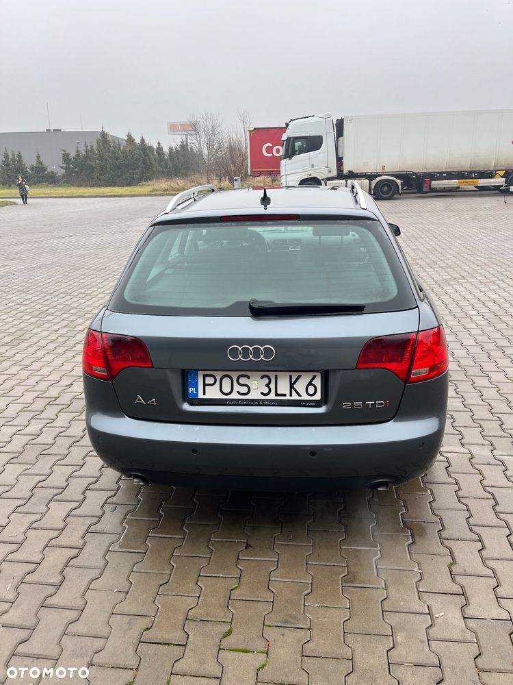 Audi A4 Avant 2.5 TDI Multitronic - 11