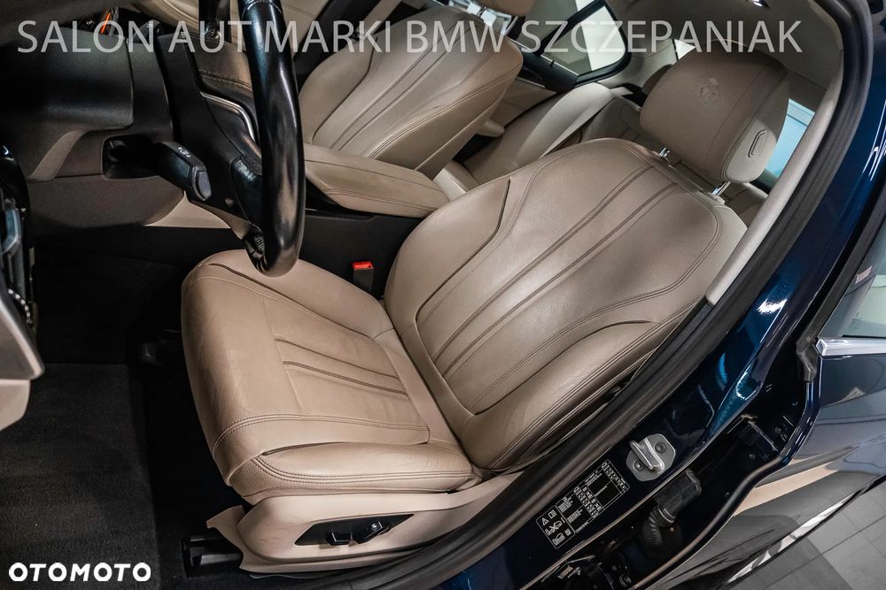 BMW Seria 5 520d xDrive Luxury Line - 22