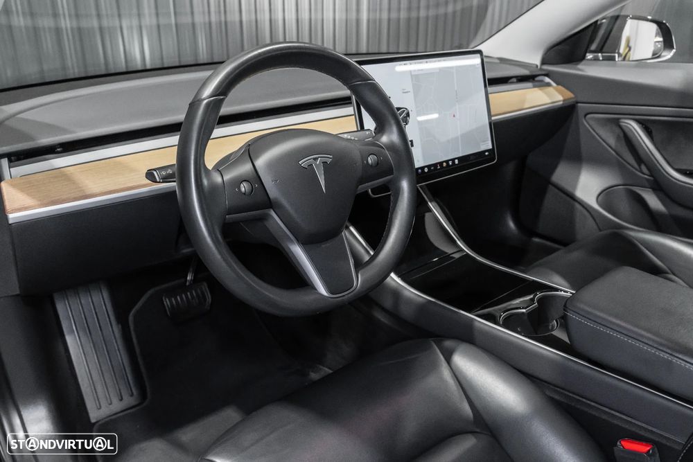 Tesla Model 3 Performance Dual Motor AWD - 17