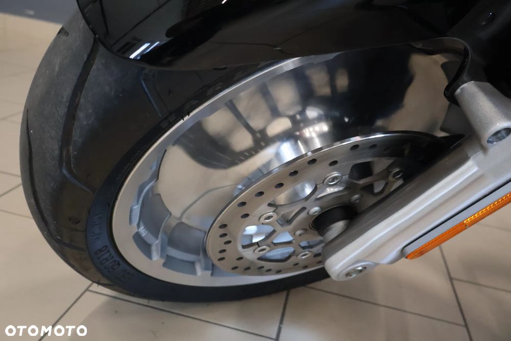 Harley-Davidson Softail Fat Boy - 34