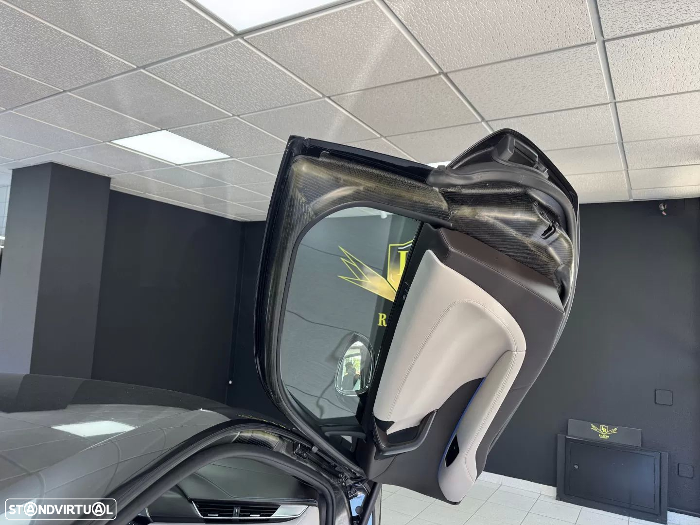 BMW i8 Standard - 41