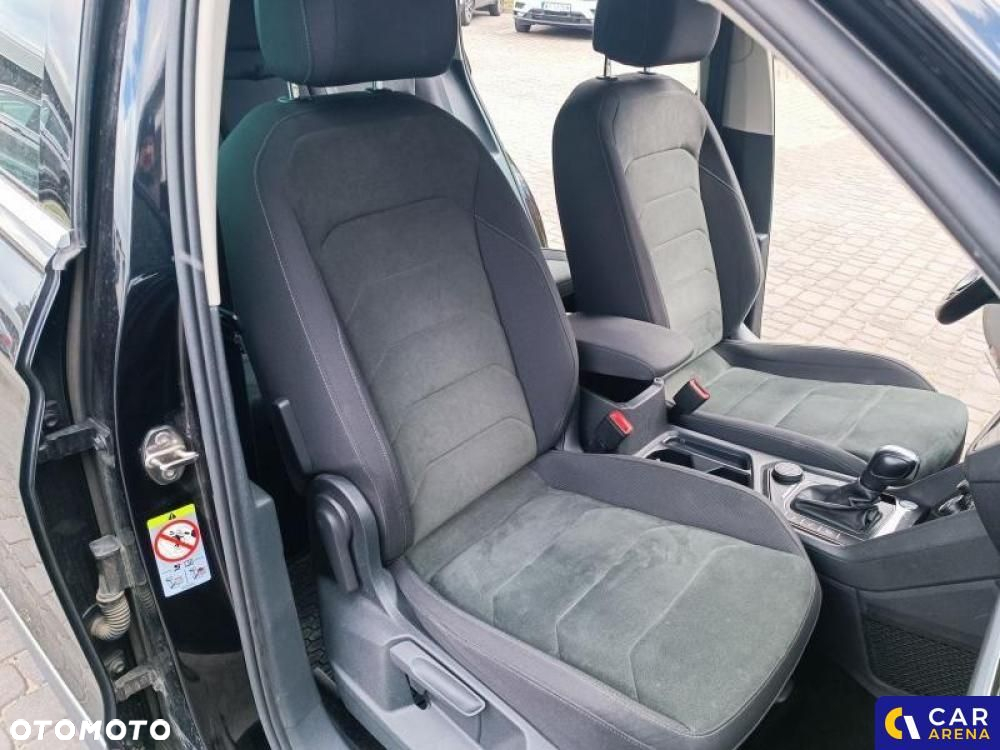 Volkswagen Tiguan - 33