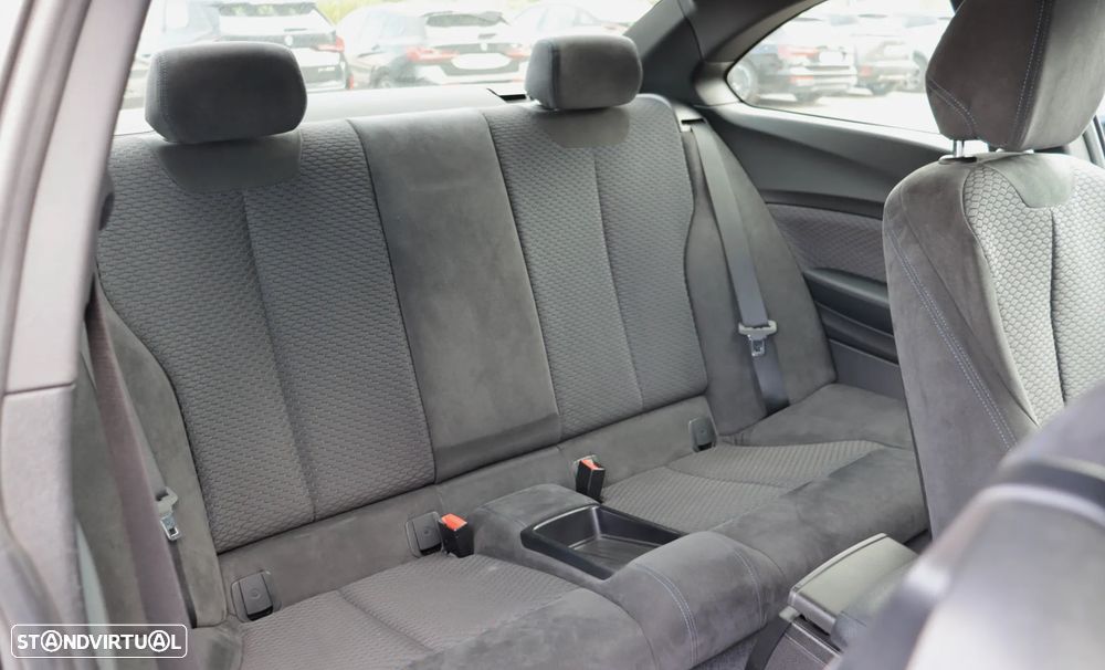 BMW 218 d Coupe Pack M - 14