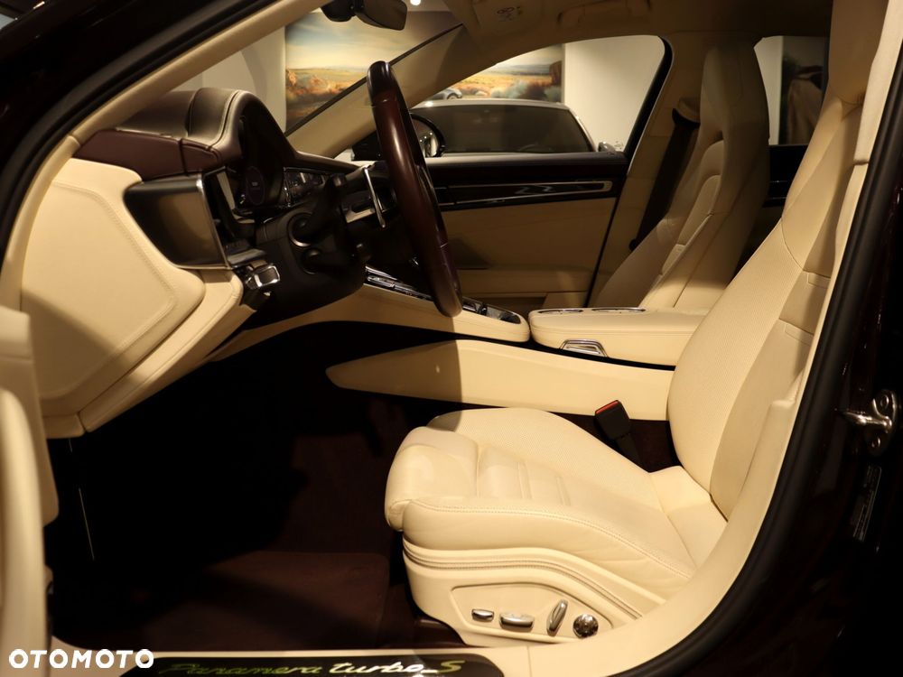 Porsche Panamera Turbo S E-Hybrid GPF - 15